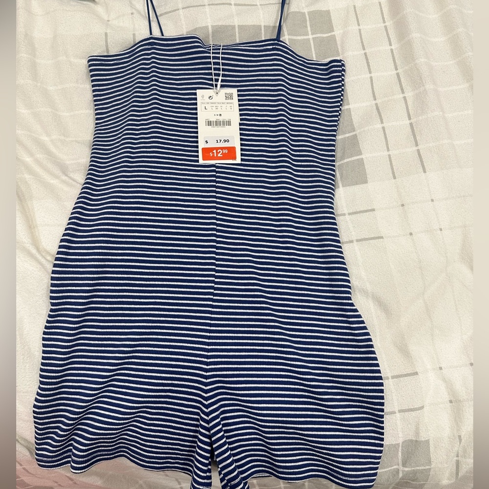 Stretchy romper